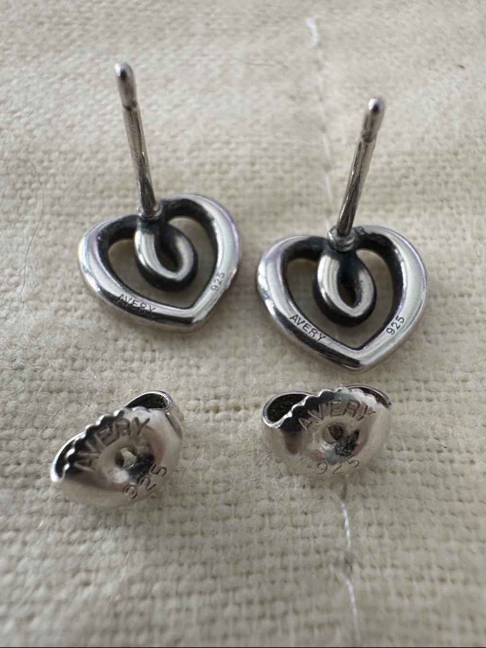James Avery Retired Sterling Silver Heart String Earrings - Picture 3 of 3
